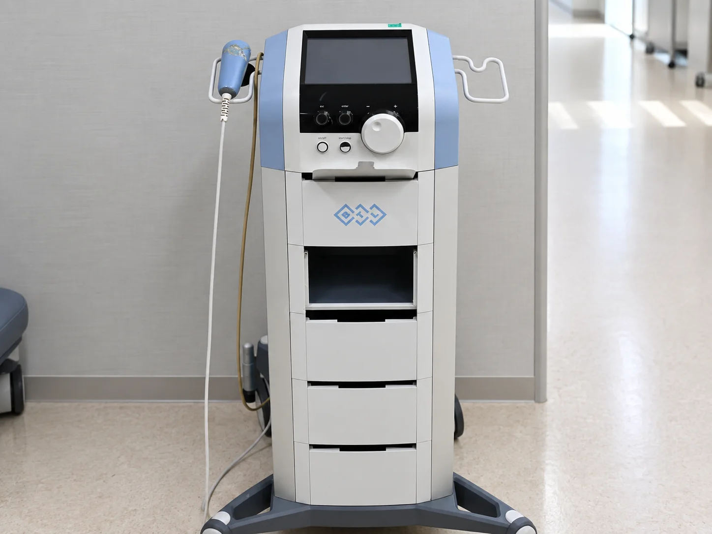The FizyoCare TECAR therapy unit